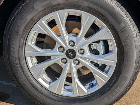 New 2025 Ford Escape Active w/ Tech Pack #1 image 9