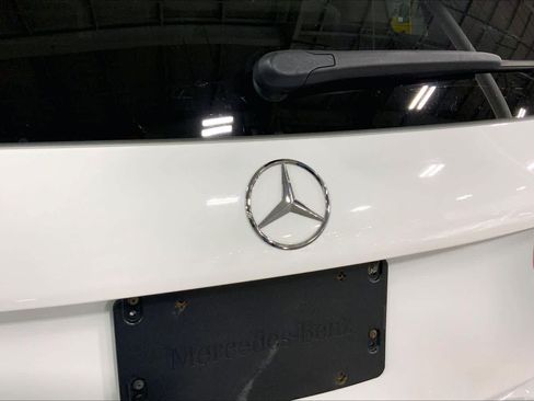 Used 2020 Mercedes-Benz GLB 250 4MATIC image 30