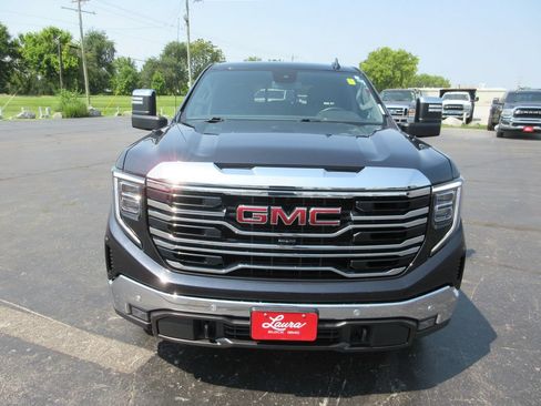 Certified 2023 GMC Sierra 1500 SLT w/ SLT Premium Plus Package AWD/4WD image 14