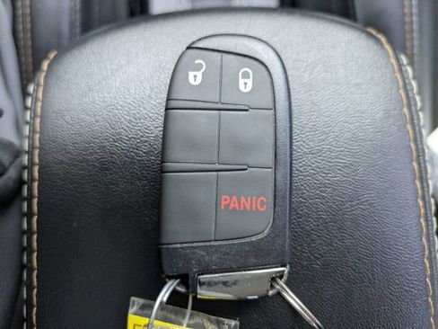 Used 2021 Jeep Compass Latitude FWD image 30