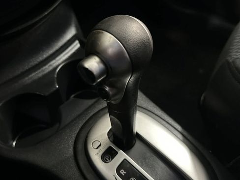 Used 2016 Nissan Versa Note SV FWD image 26
