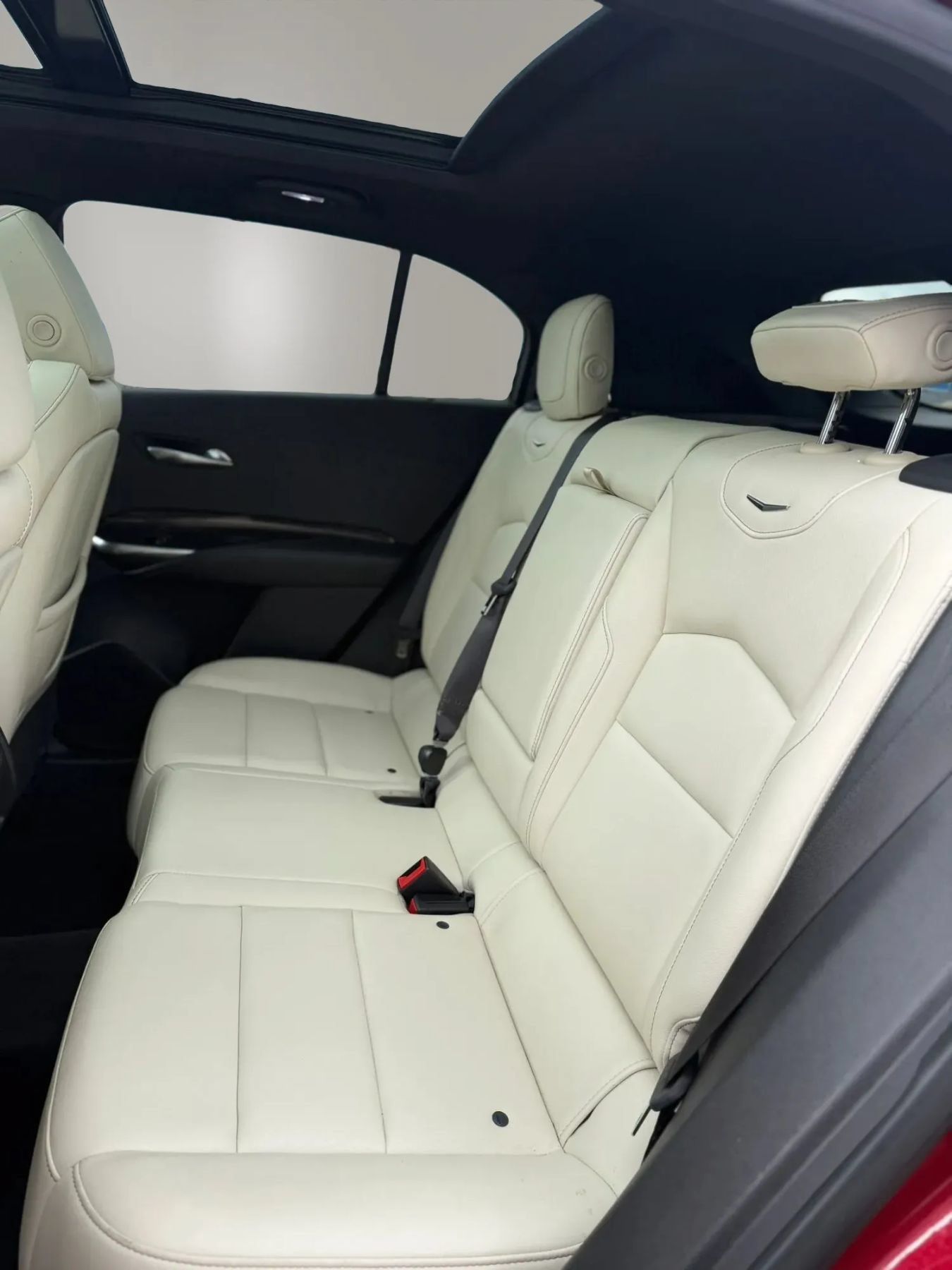 Used 2019 Cadillac XT4 Sport w/ Driver Assist Package FWD image 19