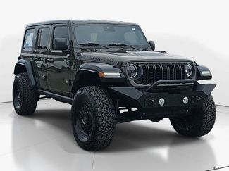 Used 2024 Jeep Wrangler Unlimited Rubicon 4xe w/ Technology Group video 2