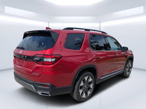 New 2026 Honda Pilot Touring image 3
