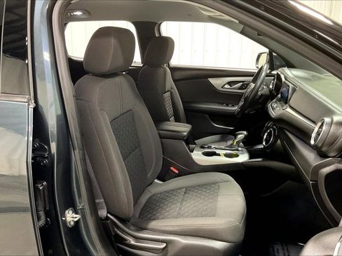 Used 2019 Chevrolet Blazer LT image 7