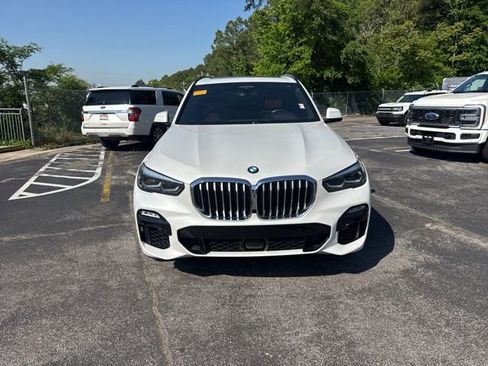 Used 2019 BMW X5 xDrive50i w/ M Sport Package AWD/4WD image 2