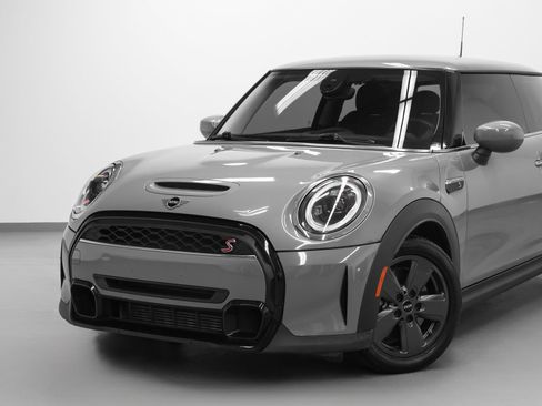 Used 2022 MINI Cooper S image 7