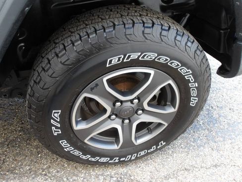 Used 2020 Jeep Wrangler Sport AWD/4WD image 26