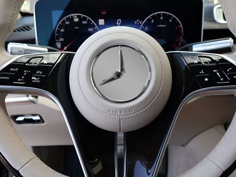 Used 2024 Mercedes-Benz Maybach S 680 4MATIC image 24