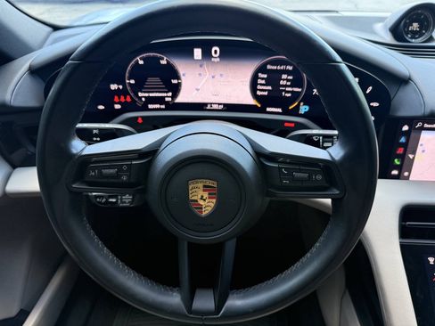 Used 2021 Porsche Taycan 4 Cross Turismo AWD/4WD image 29