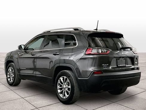 Used 2019 Jeep Cherokee Latitude Plus w/ Cold Weather Group AWD/4WD image 10