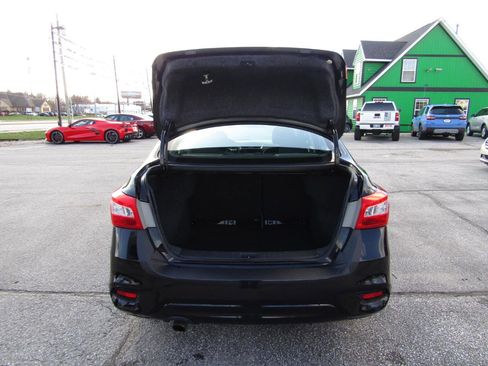 Used 2019 Nissan Sentra SR image 18
