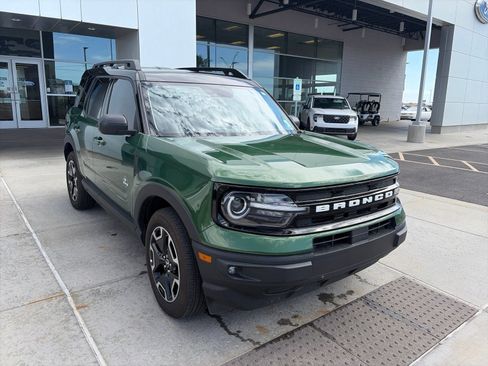 Used 2024 Ford Bronco Sport Outer Banks w/ Tech Package AWD/4WD image 9