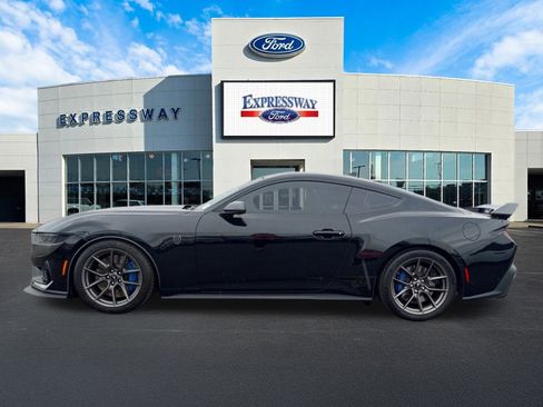 Used 2024 Ford Mustang Dark Horse w/ Dark Horse Handlin Package image 9