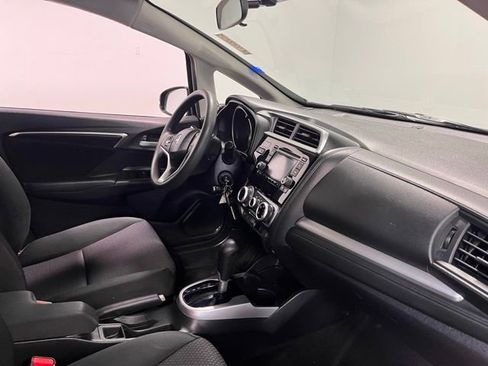 Used 2019 Honda Fit LX image 11
