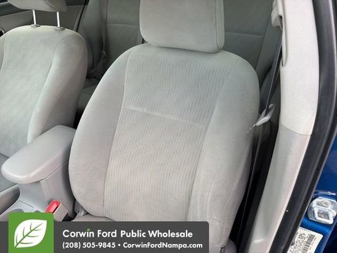 Used 2010 Toyota Corolla LE image 22