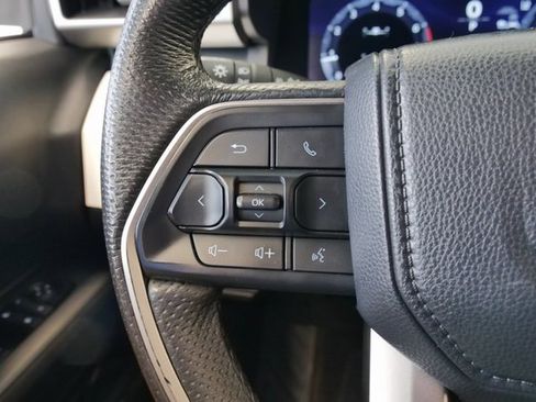 Used 2024 Toyota Tacoma TRD Off-Road image 25