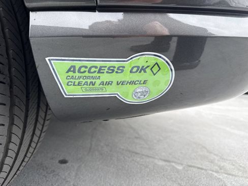 Used 2023 Genesis Electrified GV70 AWD/4WD image 9