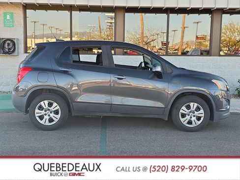 Used 2016 Chevrolet Trax LS image 9
