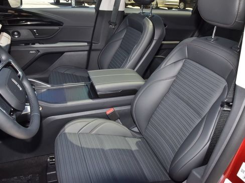 New 2026 Lincoln Nautilus Reserve w/ Jet Appearance Package AWD/4WD image 62