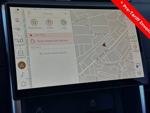 Used 2024 Land Rover Discovery Sport S image 17