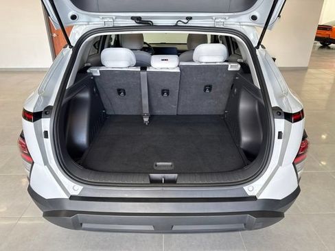 Used 2024 Hyundai Kona SEL AWD/4WD image 44