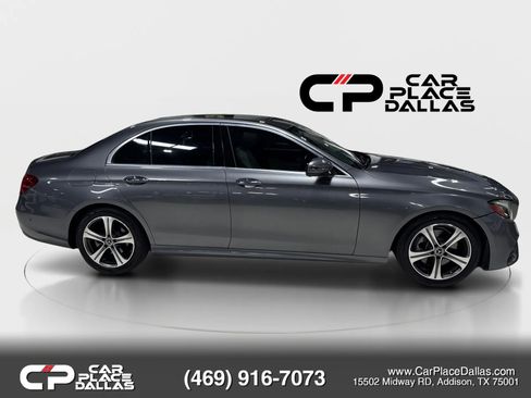 Used 2018 Mercedes-Benz E 300 w/ Premium 1 Package image 9