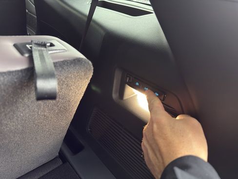 New 2026 Ford Explorer Platinum w/ LUX Leather Package image 8