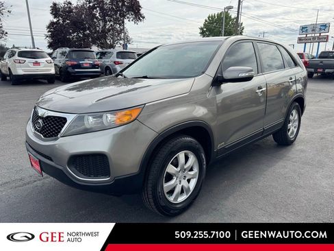 Used 2011 Kia Sorento LX AWD/4WD image 7