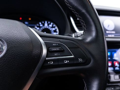 Used 2019 INFINITI QX50 Luxe w/ Cargo Package FWD image 31