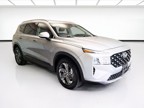 Used 2023 Hyundai Santa Fe SEL FWD image 3