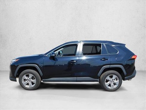Used 2024 Toyota RAV4 XLE FWD image 7