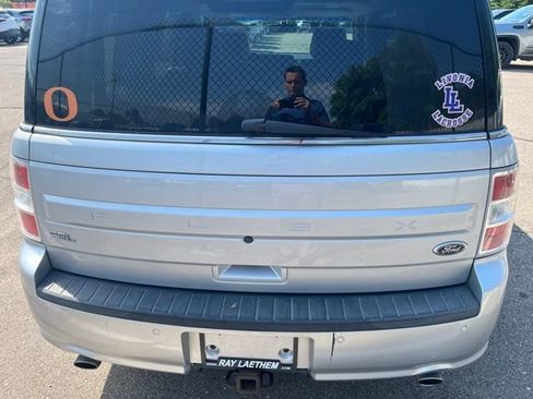 Used 2013 Ford Flex SEL FWD image 6