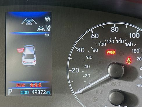 Used 2024 Toyota Corolla LE image 18