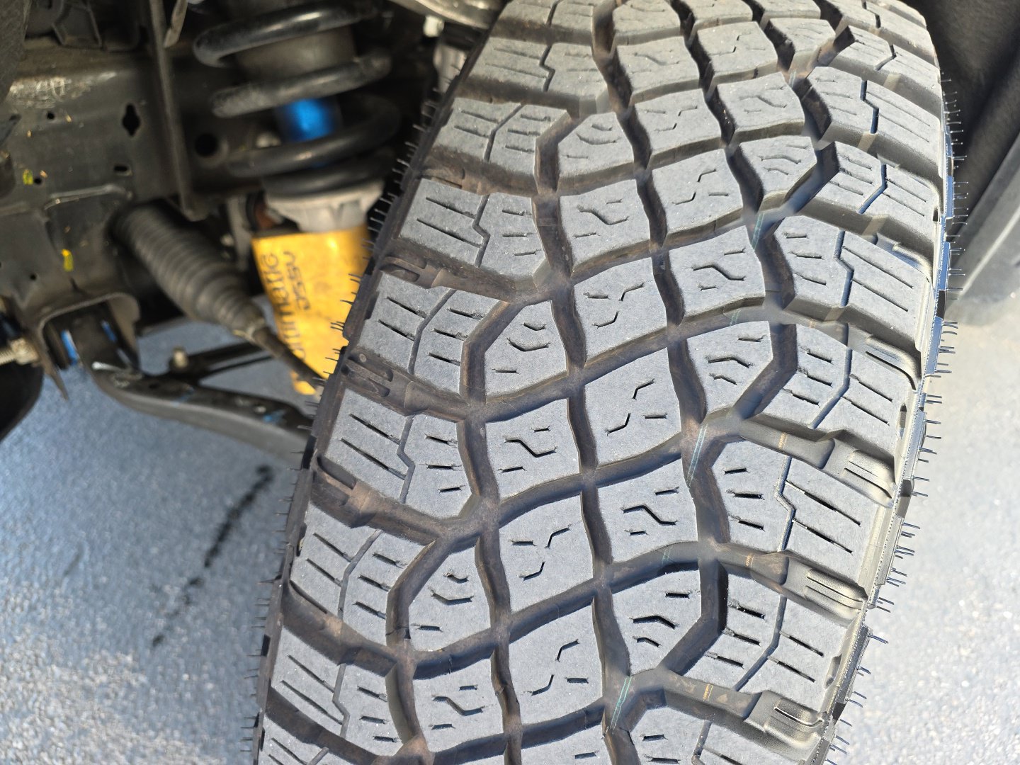 Used 2026 GMC Sierra 1500 AT4X AWD/4WD image 5