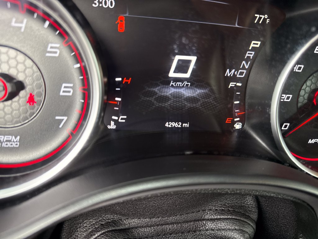 Used 2022 Dodge Charger SXT RWD image 16