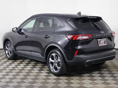 Used 2025 Ford Escape ST-Line AWD/4WD image 7