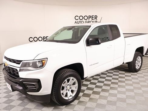 Used 2021 Chevrolet Colorado LT w/ Fleet Safety Package image 9
