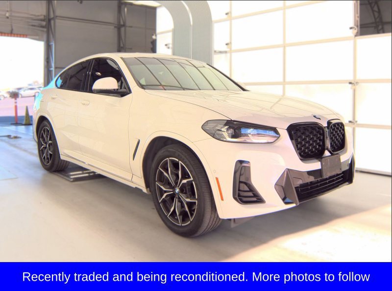 Used 2024 BMW X4 xDrive30i w/ Premium Package AWD/4WD image 1