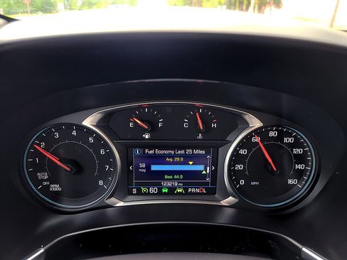 Used 2021 Chevrolet Equinox LT FWD image 31