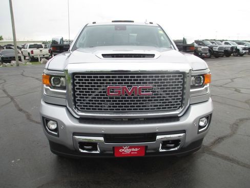 Used 2017 GMC Sierra 3500 Denali w/ Duramax Plus Package AWD/4WD image 14