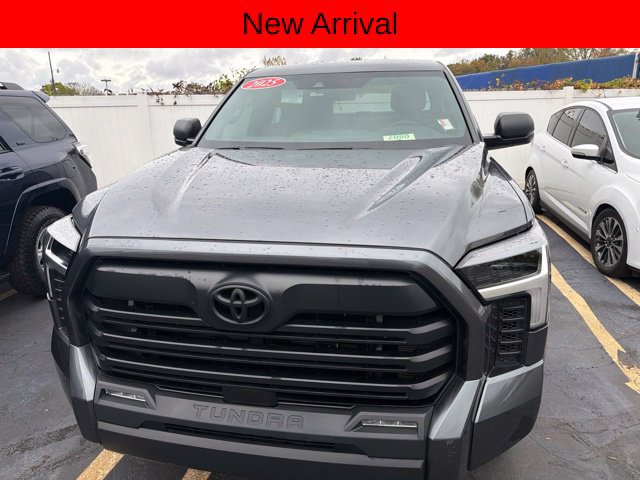 Used 2025 Toyota Tundra SR5 AWD/4WD image 1