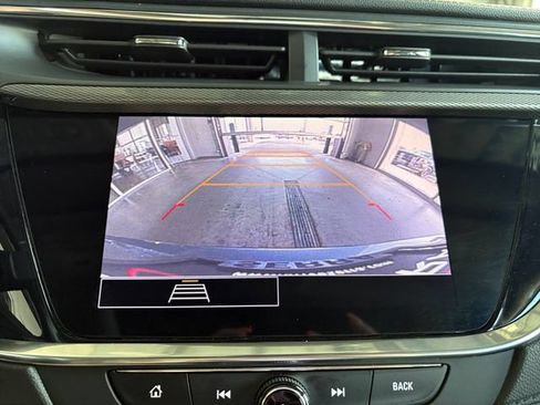 Used 2023 Buick Encore GX Select w/ Experience Buick Package FWD image 26
