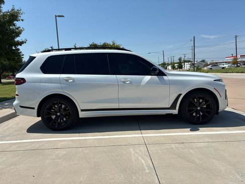 Used 2025 BMW X7 M60i w/ Executive Package AWD/4WD image 8