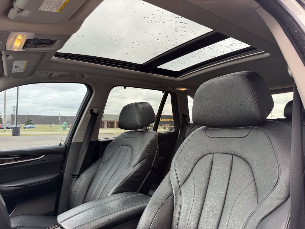 Used 2016 BMW X5 xDrive50i AWD/4WD image 16