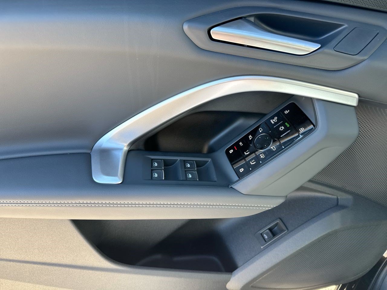 New 2026 Audi Q5 Premium Plus AWD/4WD image 13