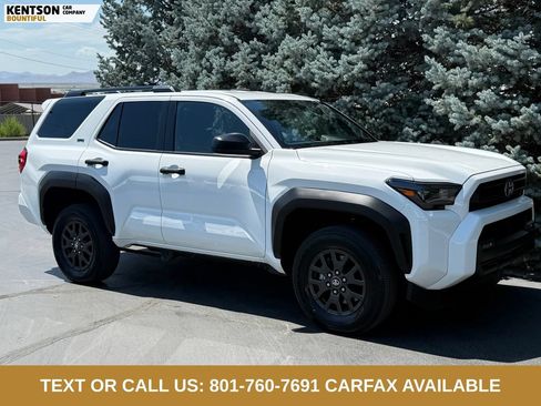 Used 2026 Toyota 4Runner SR5 AWD/4WD image 11