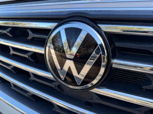 Used 2024 Volkswagen Atlas SE image 6