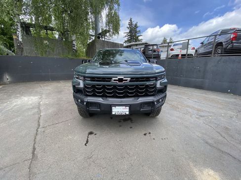 Used 2025 Chevrolet Silverado 1500 ZR2 w/ ZR2 Bison Edition AWD/4WD image 9