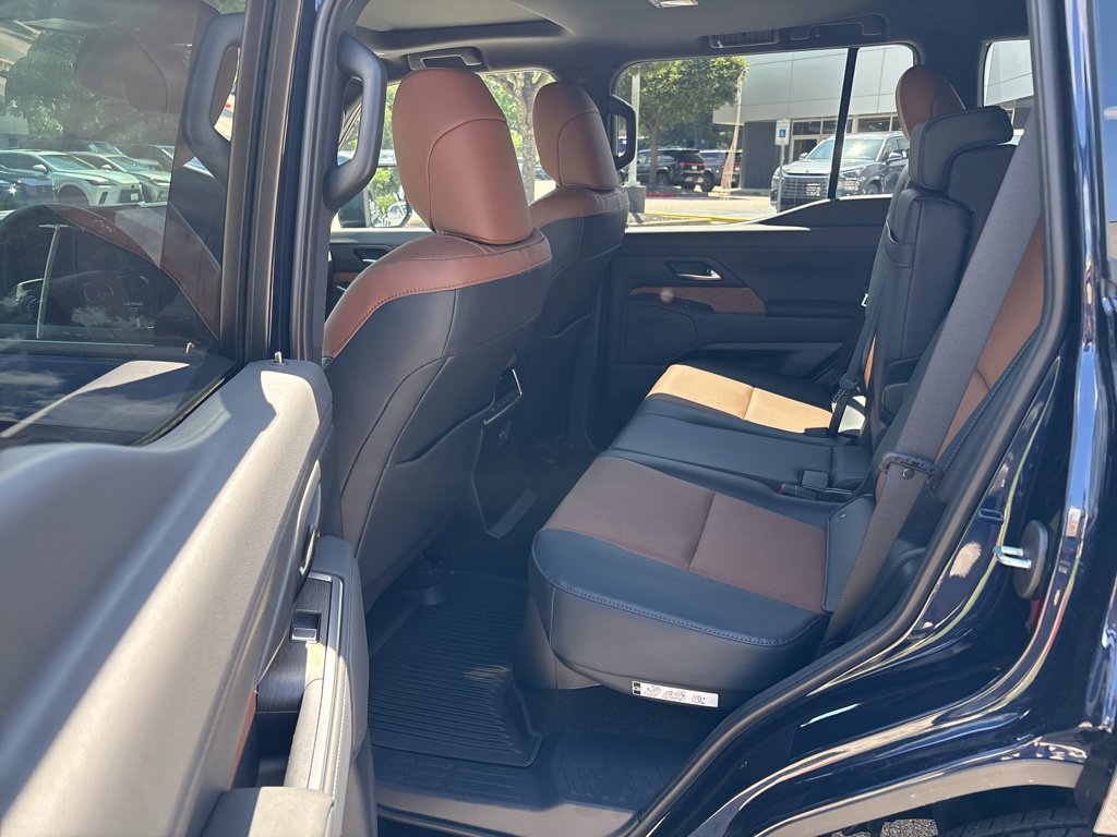 Certified 2026 Lexus GX 550 w/ Accessory Package (2T) AWD/4WD image 21